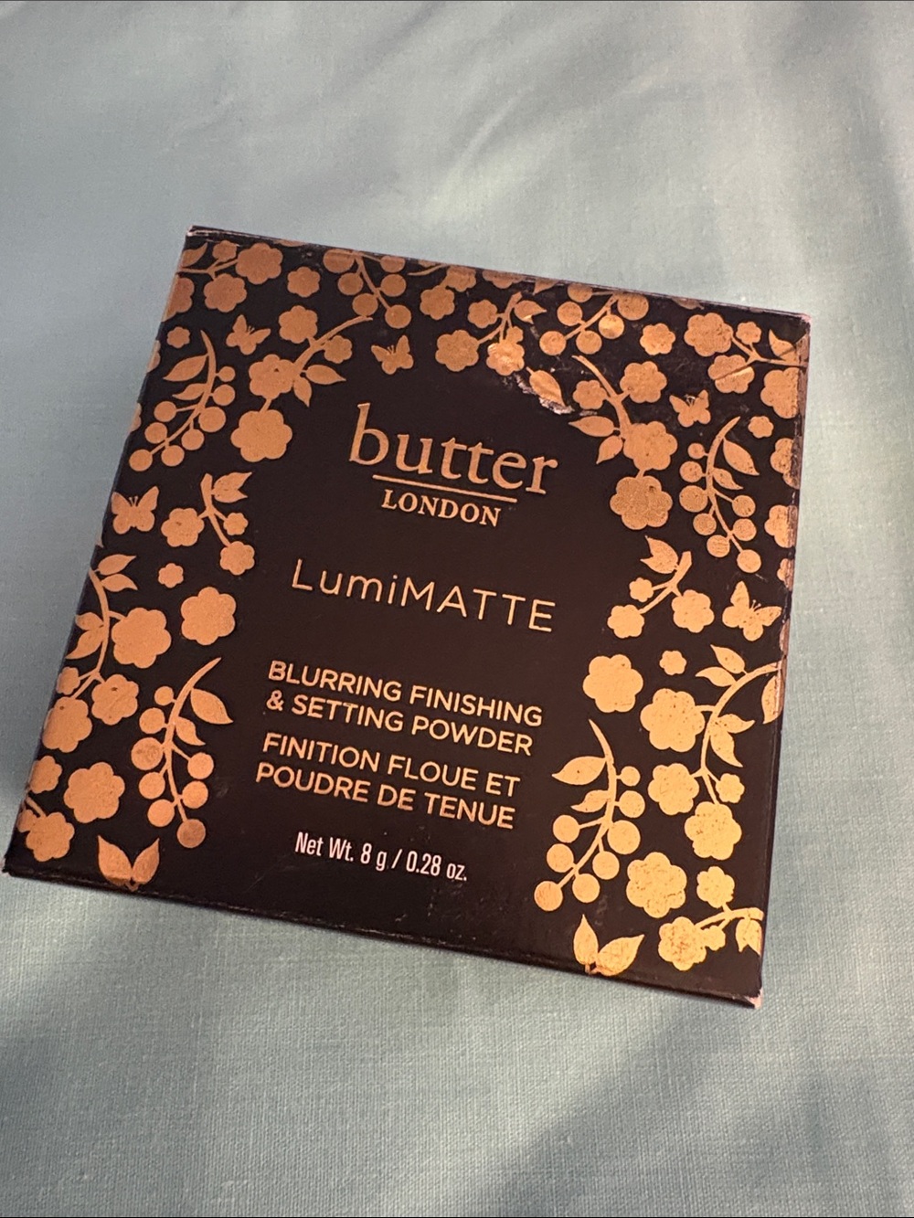butter LONDON LumiMATTE Blurring Finishing & Setting Powder Tan/Deep - Picture 3 of 6